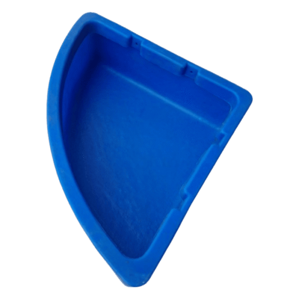 Karmnik dla koni z polietylenu