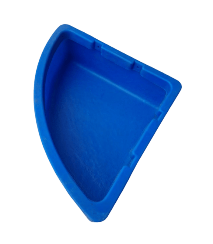 Karmnik dla koni z polietylenu